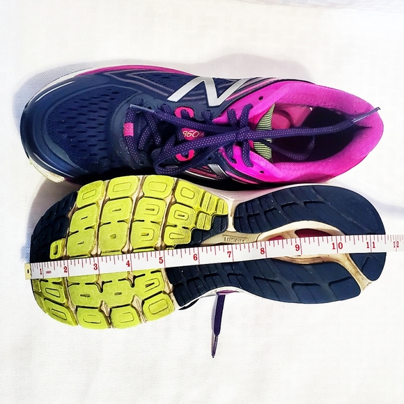 New Balance Women's  Blue Running Shoes Sneakers Size 10.5 - Picture 12 of 16